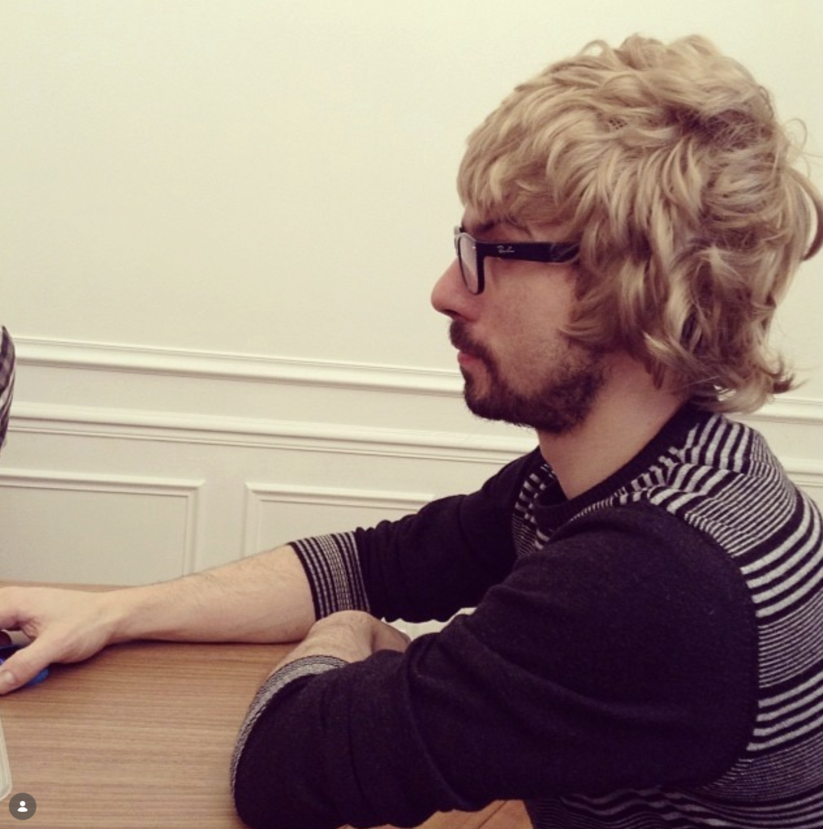 moi avec une perruche