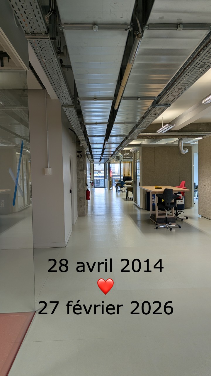 Image de l'openspace de BETC Fullsix avec écrit la date de fin 27 février 2026